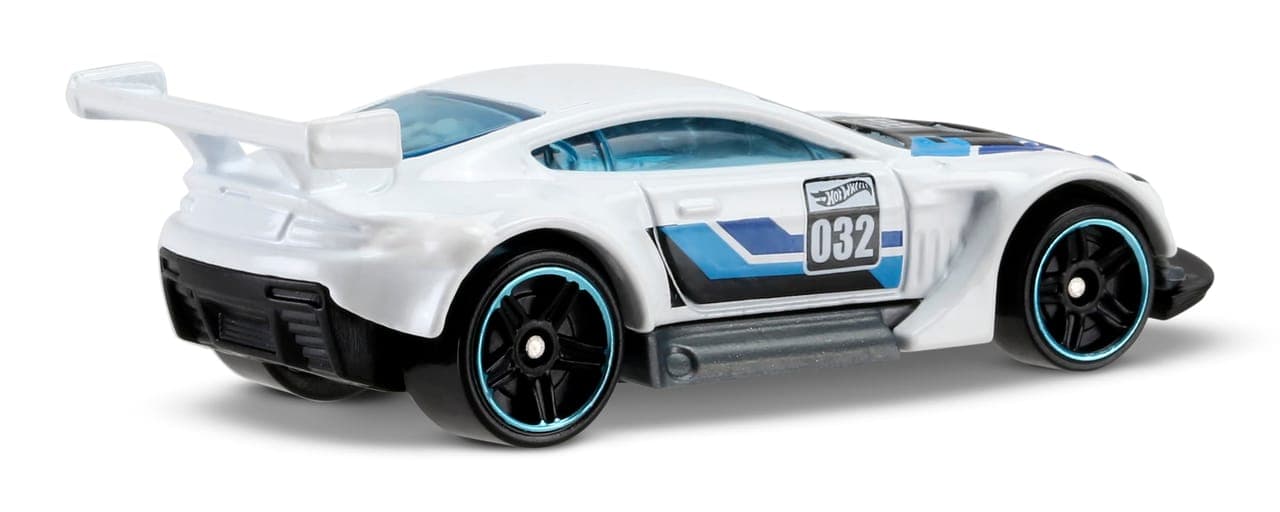 Aston Martin Vantage GT3 2